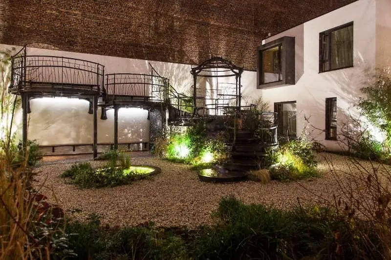 Hotel Latroupe Jardin Secret Saint-Gilles