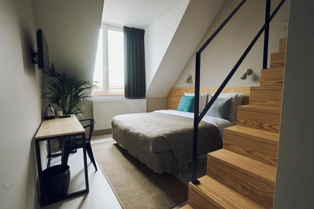Latroupe Jardin Secret Hotel Bruxelles